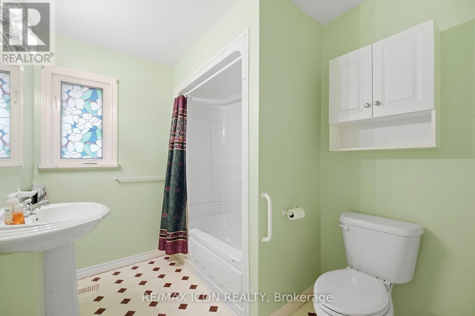 423 Lawrence Avenue, Kitchener, Ontario  N2M 1Y7 - Photo 16 - X13819278