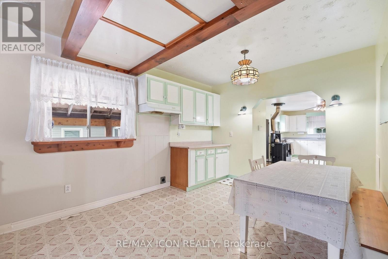 423 Lawrence Avenue, Kitchener, Ontario  N2M 1Y7 - Photo 6 - X13819278