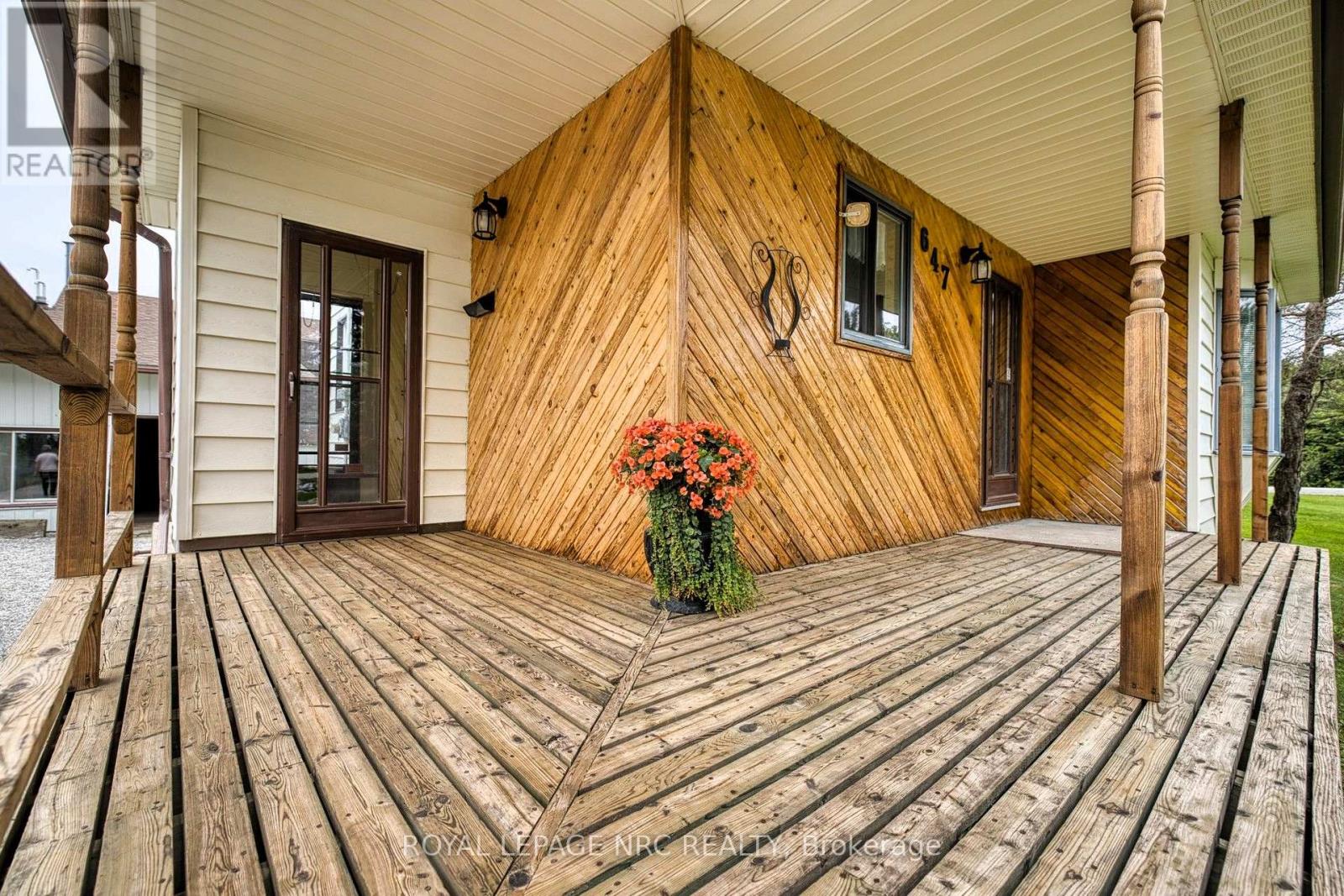 647 Chippawa Road, Port Colborne, Ontario  L3K 5V5 - Photo 17 - X13812160