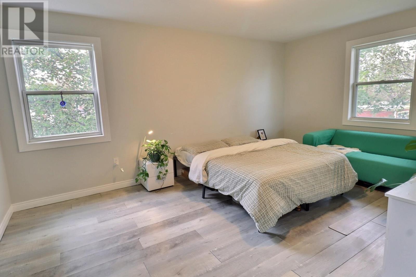 6 154 Cumberland Street, Charlottetown, Prince Edward Island  C1A 5C4 - Photo 7 - 202624137
