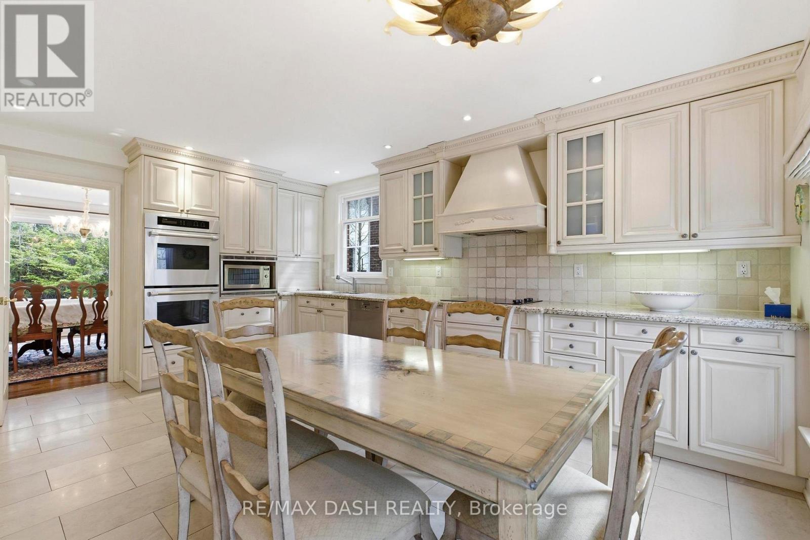 268 Lonsdale Road, Toronto, Ontario  M4V 1X1 - Photo 14 - C13721998