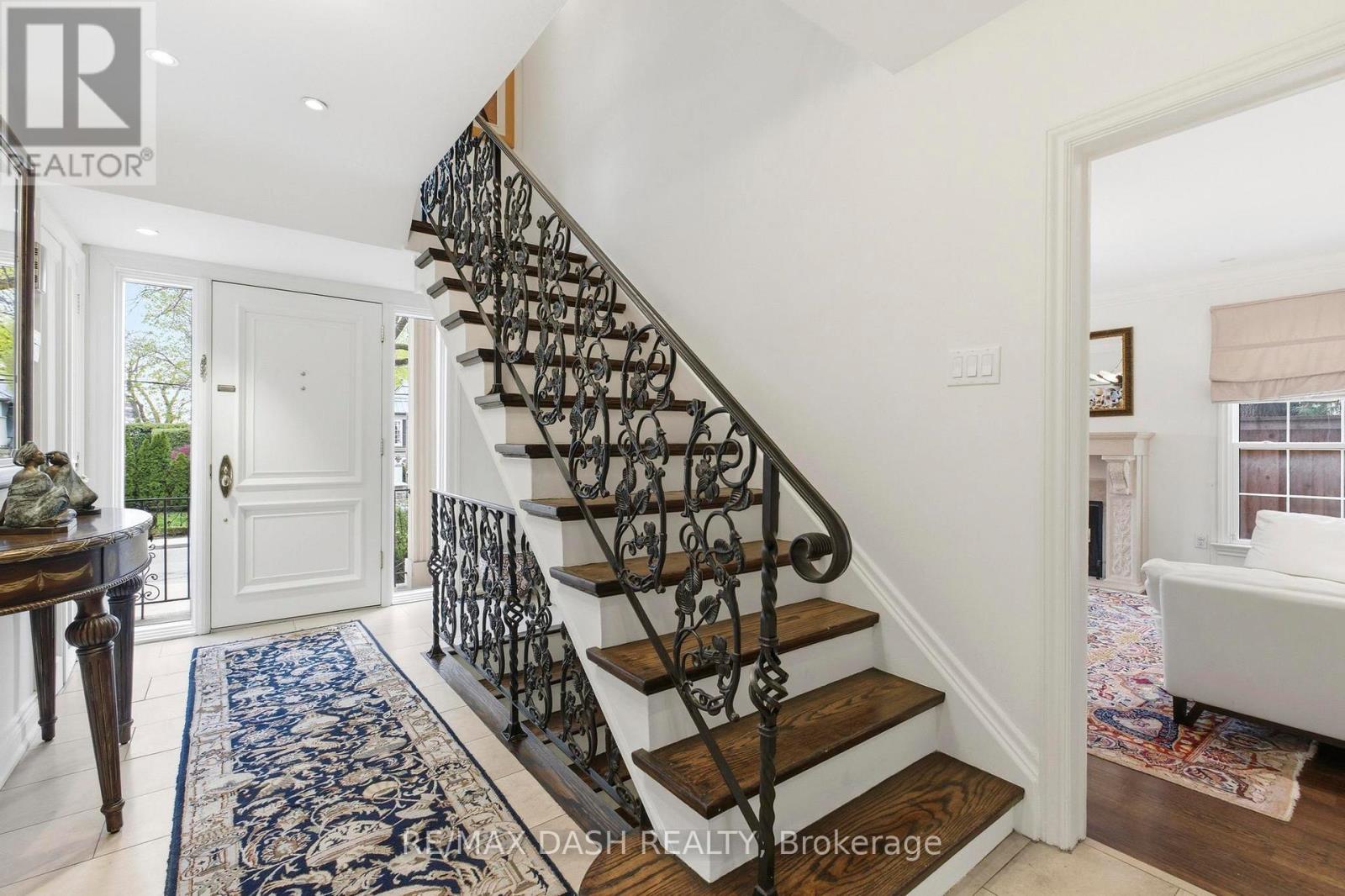 268 Lonsdale Road, Toronto, Ontario  M4V 1X1 - Photo 8 - C13721998