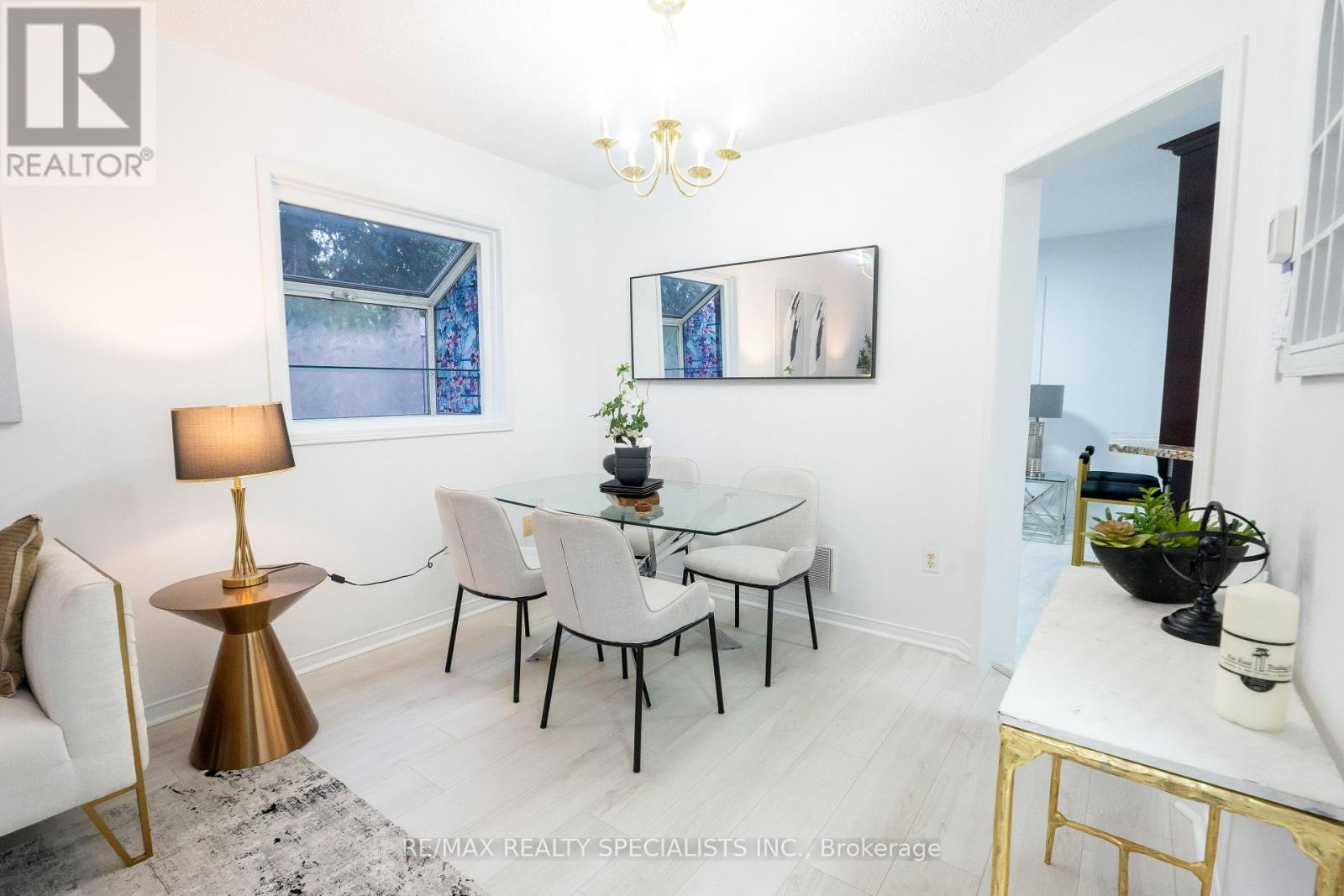 25 Carabram Court, Brampton, Ontario  L6X 4M2 - Photo 12 - W13813898