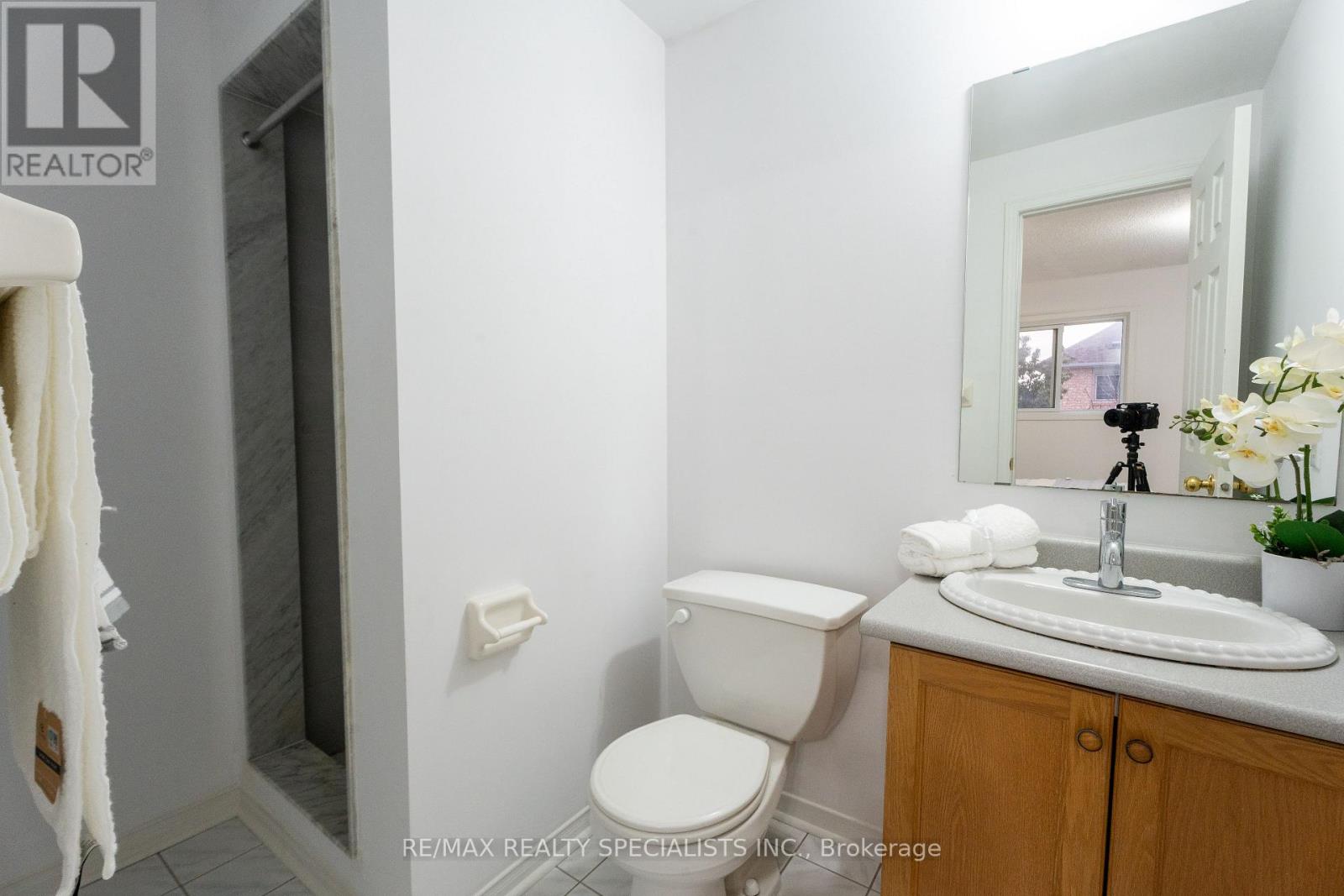25 Carabram Court, Brampton, Ontario  L6X 4M2 - Photo 28 - W13813898
