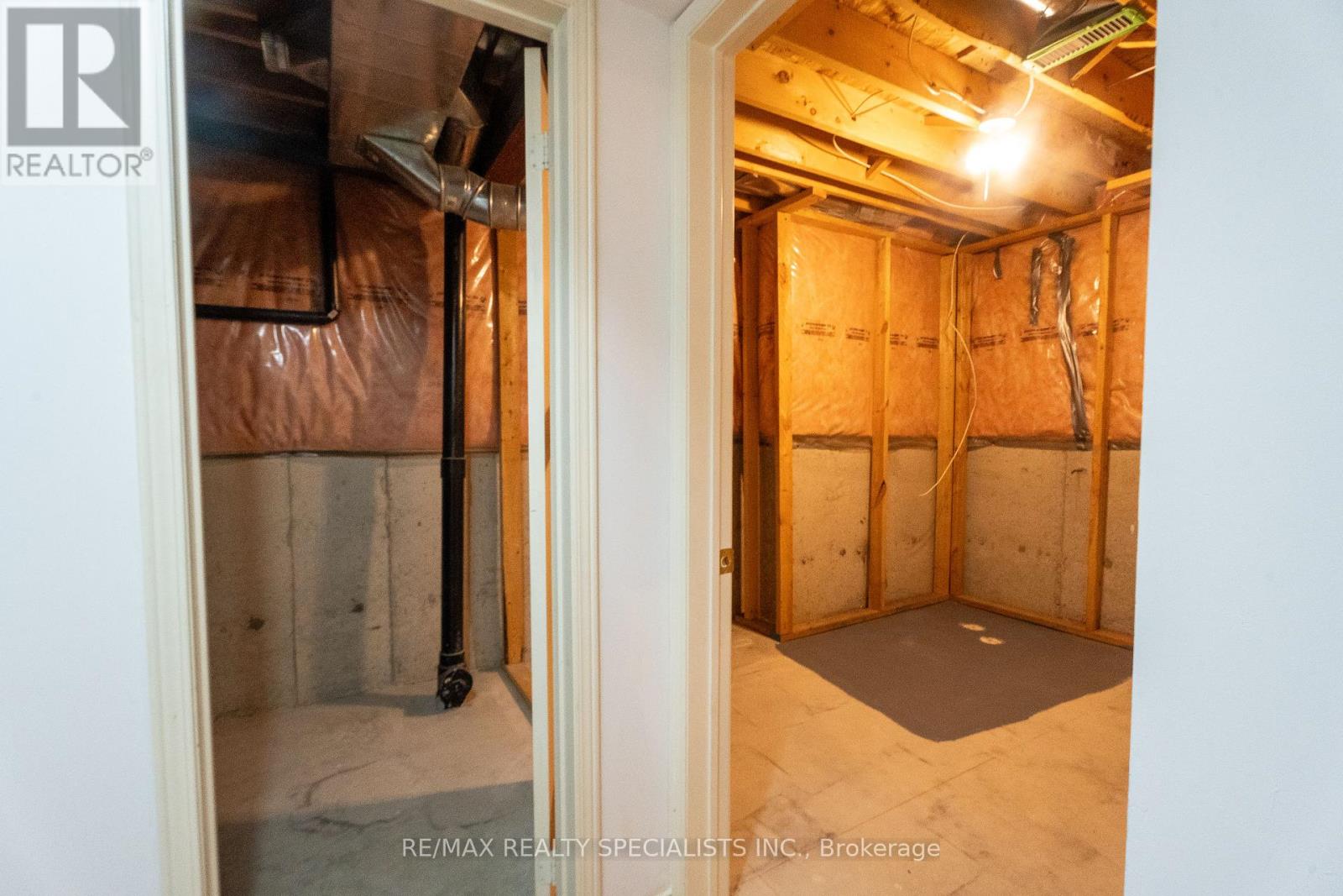 25 Carabram Court, Brampton, Ontario  L6X 4M2 - Photo 33 - W13813898