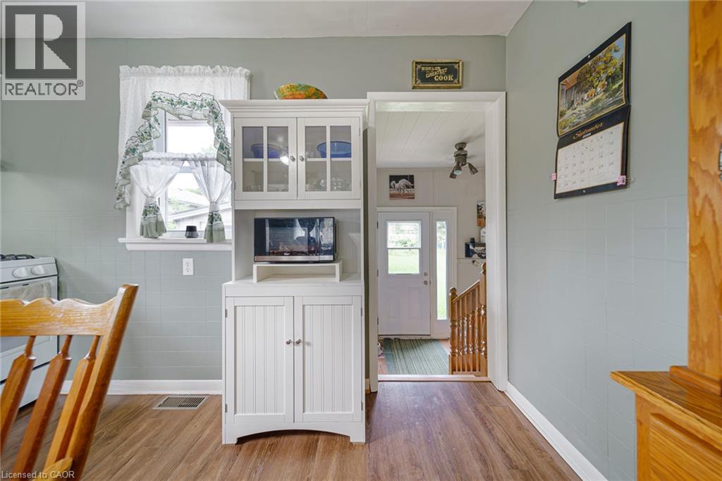 205 Crysler Street, Delhi, Ontario N4B 1H9 - Photo 12 - 40860399