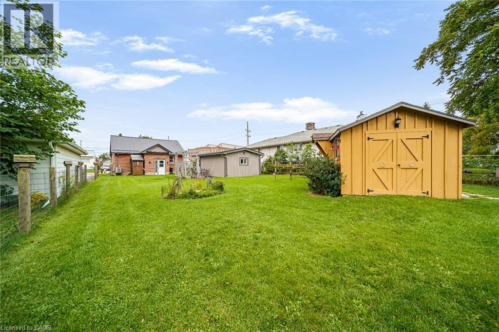 205 Crysler Street, Delhi, Ontario N4B 1H9 - Photo 36 - 40860399