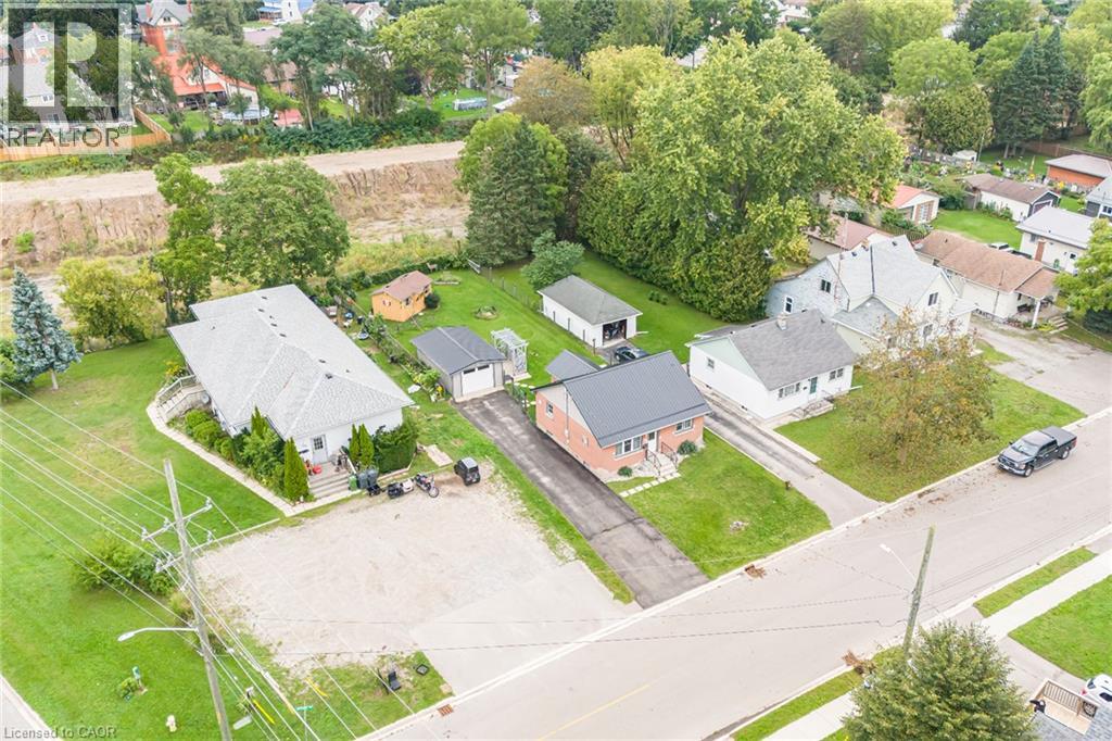 205 Crysler Street, Delhi, Ontario N4B 1H9 - Photo 43 - 40860399