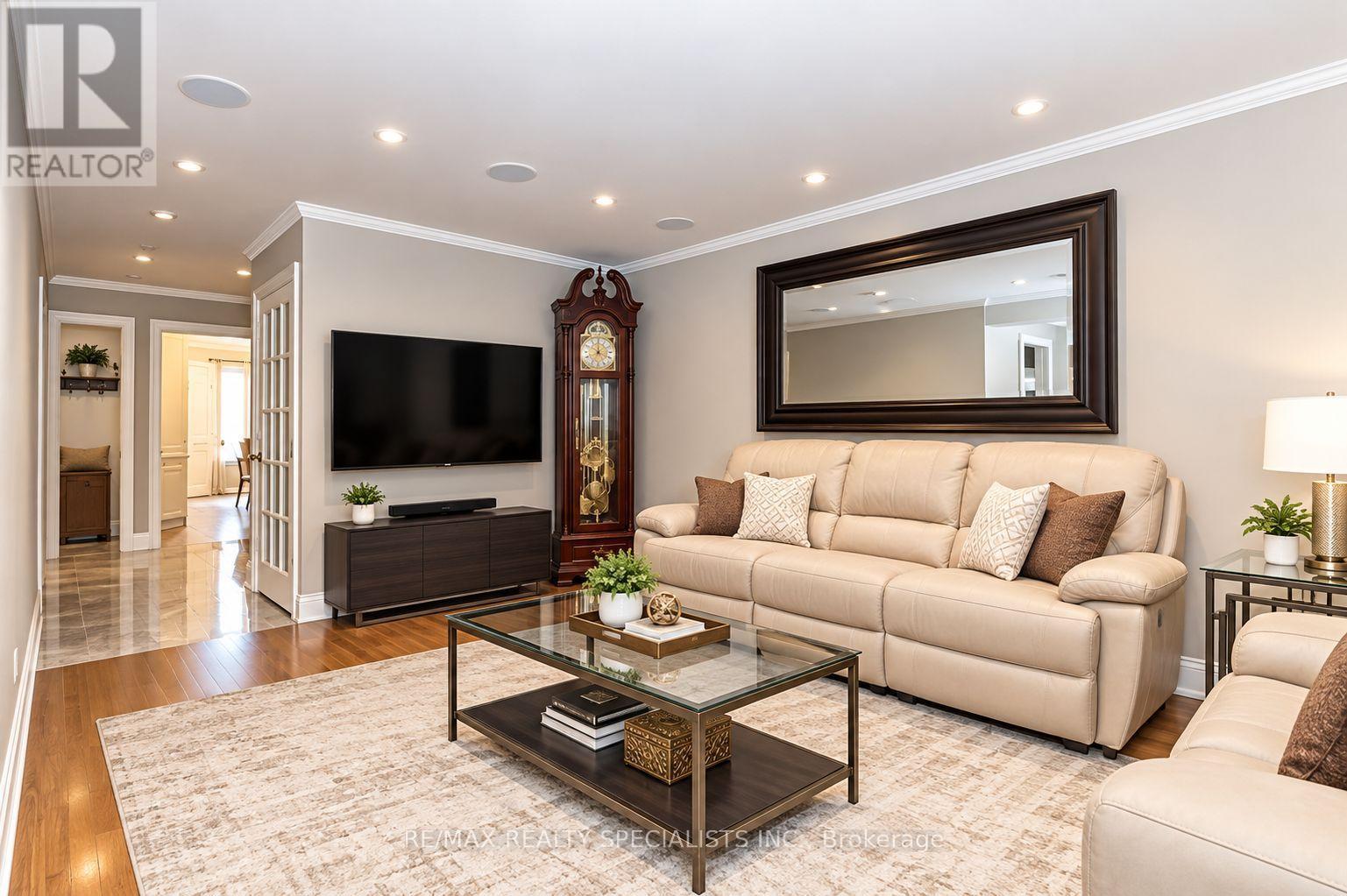 52 Abelard Avenue, Brampton, Ontario  L6Y 2K8 - Photo 2 - W13819344