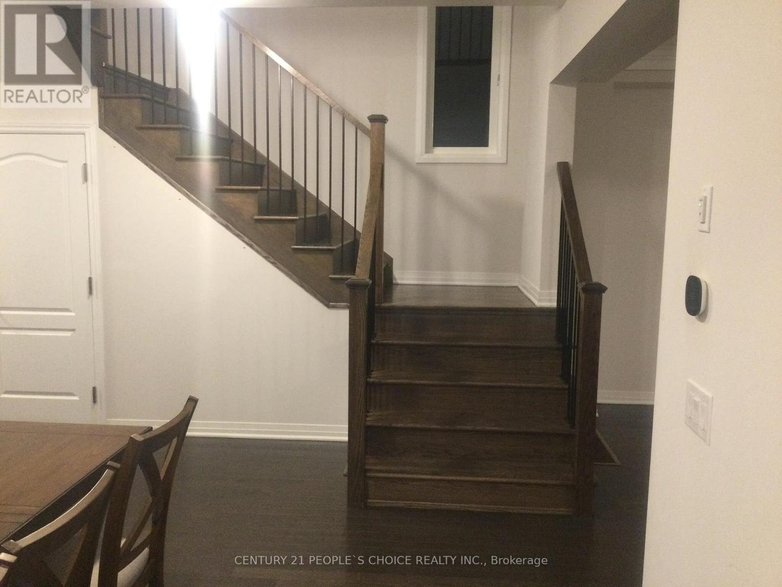 54 PRINCE PHILIP BOULEVARD photo 17