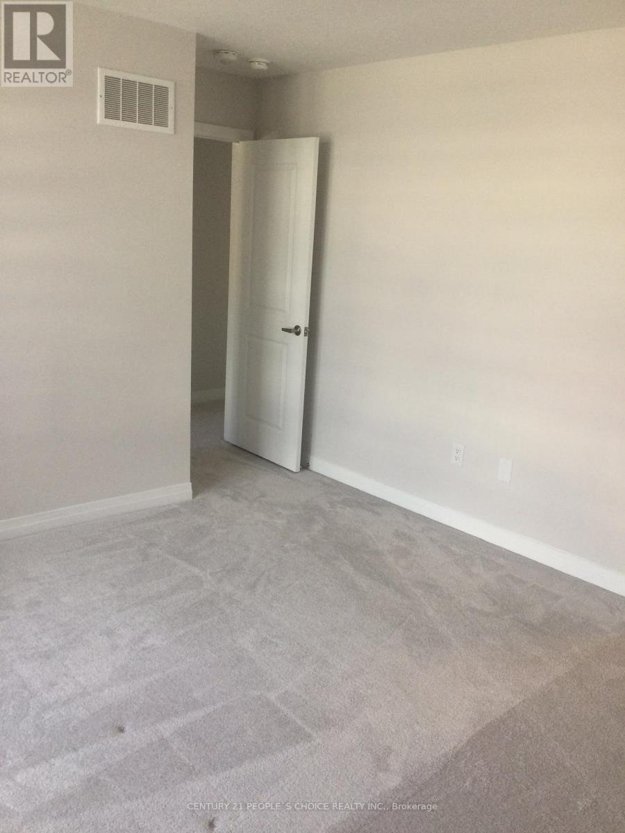 54 PRINCE PHILIP BOULEVARD photo 25