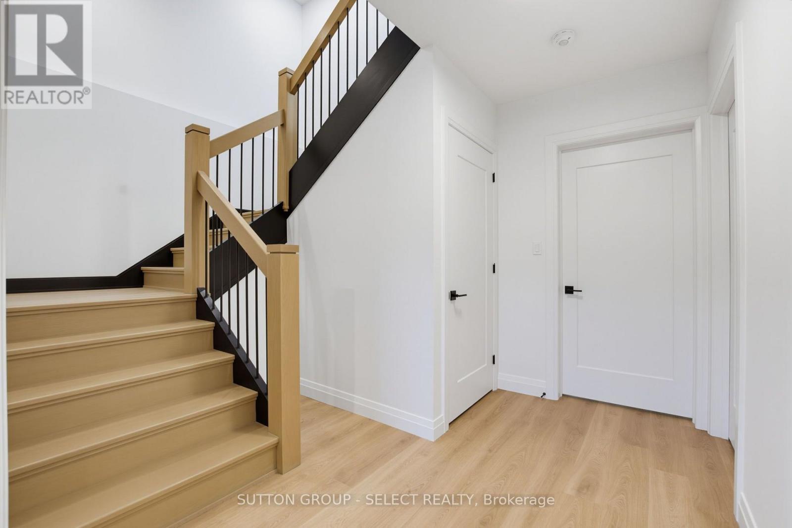 588 Creekview Chase, London North, Ontario  N6G 3X9 - Photo 34 - X13819424