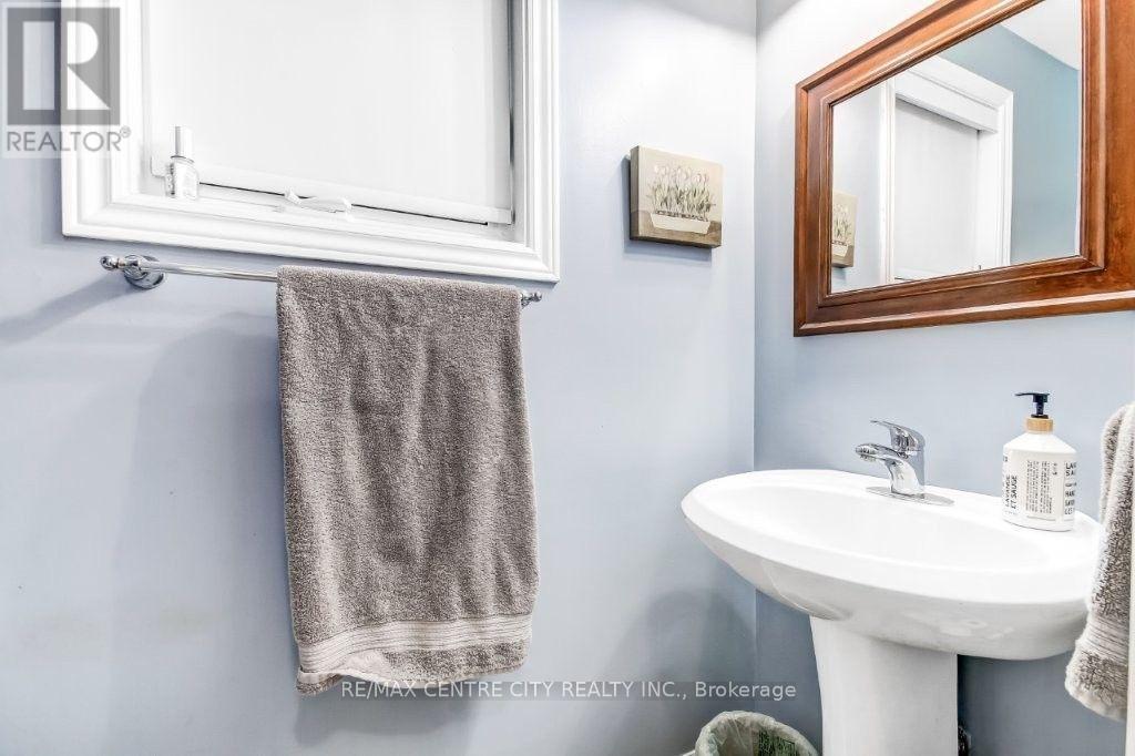 3910 Stacey Crescent, London South, Ontario  N6P 1E8 - Photo 12 - X13819448