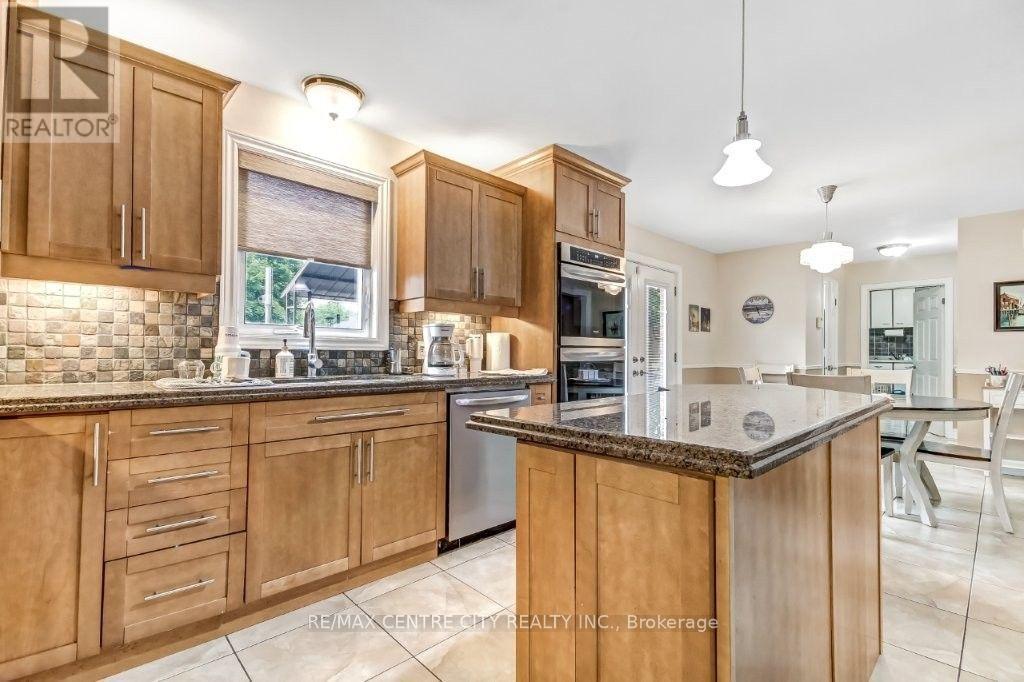 3910 Stacey Crescent, London South, Ontario  N6P 1E8 - Photo 8 - X13819448