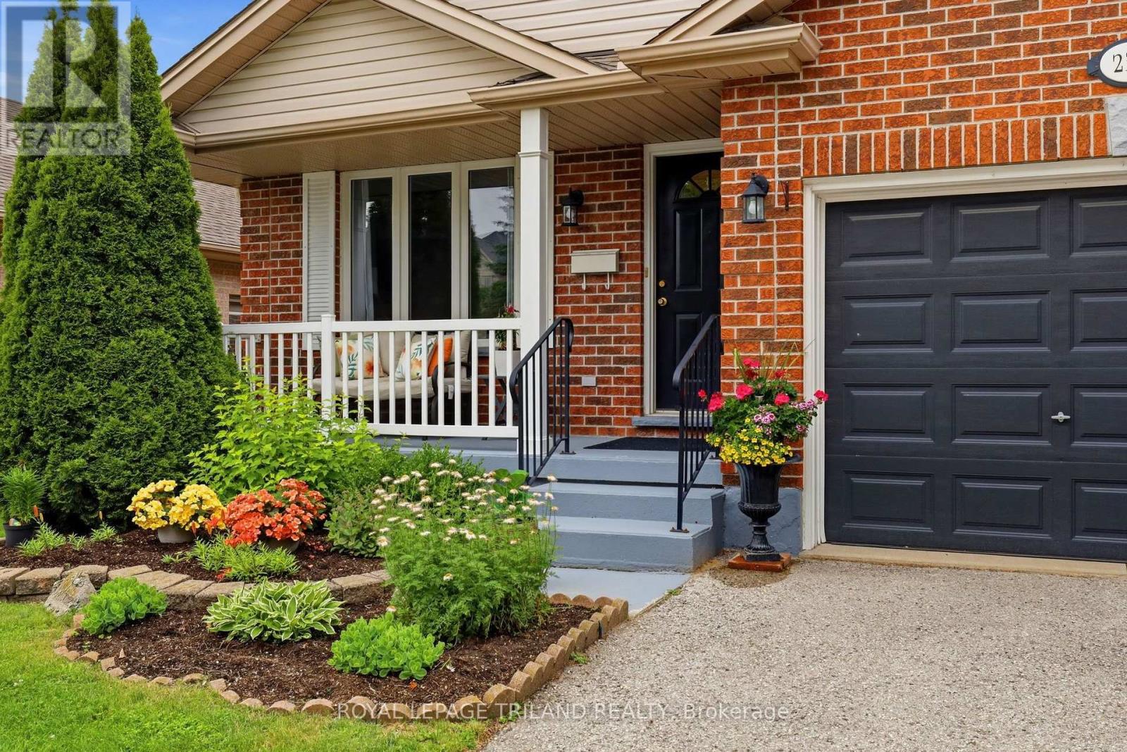 232 Chelton Road, London South, Ontario  N6M 1B5 - Photo 5 - X13819456