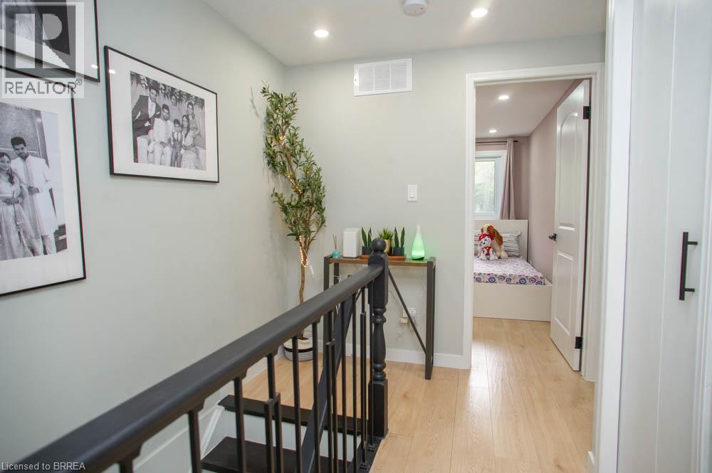 151 Brantwood Park Road Unit# F, Brantford, Ontario  N3P 1X9 - Photo 14 - 40865596