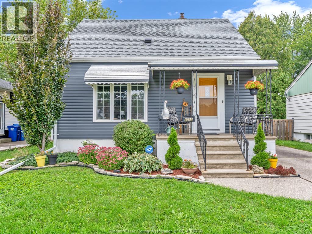 1757 OLIVE ROAD, Windsor, Ontario
