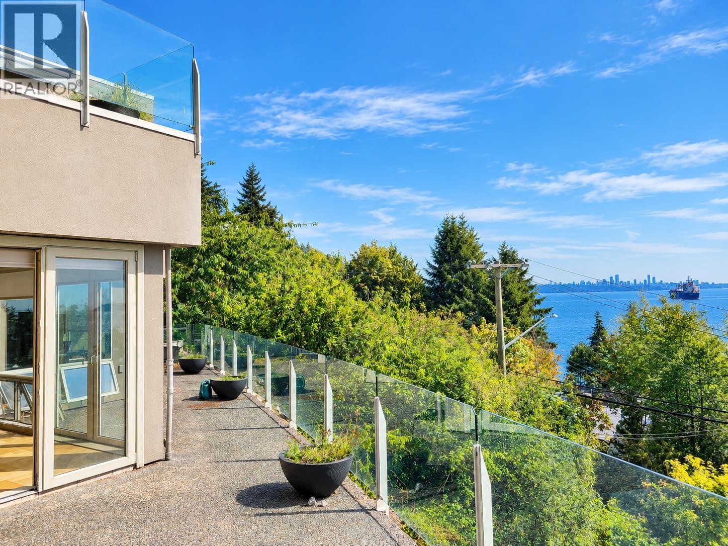 4180b Rose Crescent, West Vancouver, British Columbia  V7V 2N8 - Photo 20 - R3166298