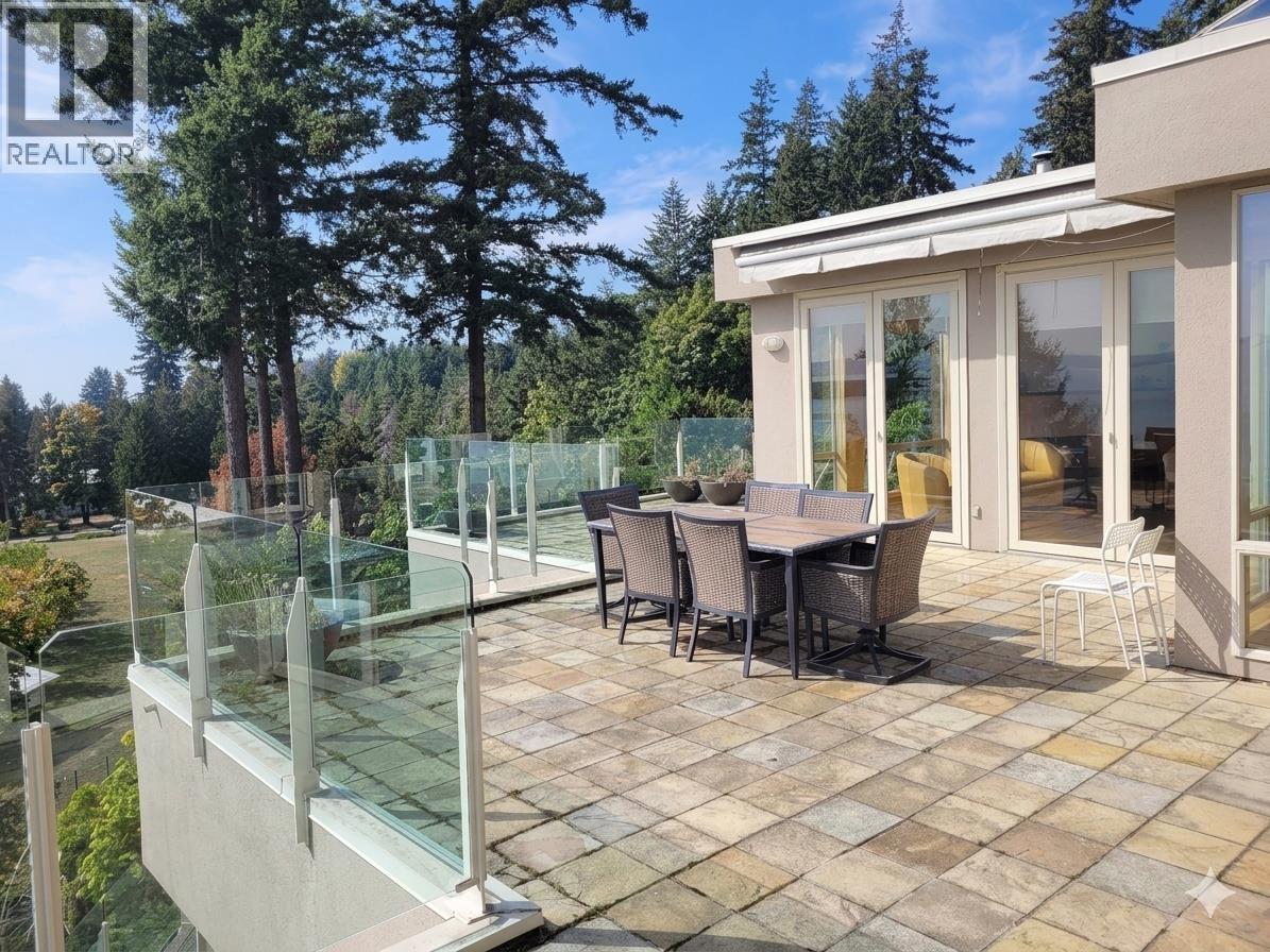 4180b Rose Crescent, West Vancouver, British Columbia  V7V 2N8 - Photo 22 - R3166298