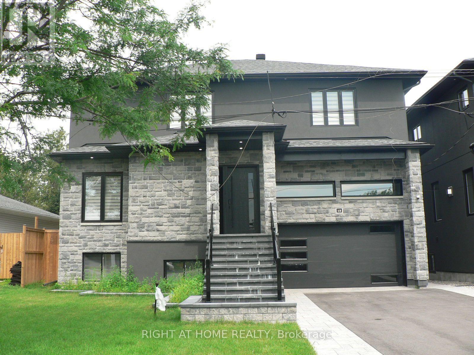 13 BELL PARK STREET, Ottawa, Ontario