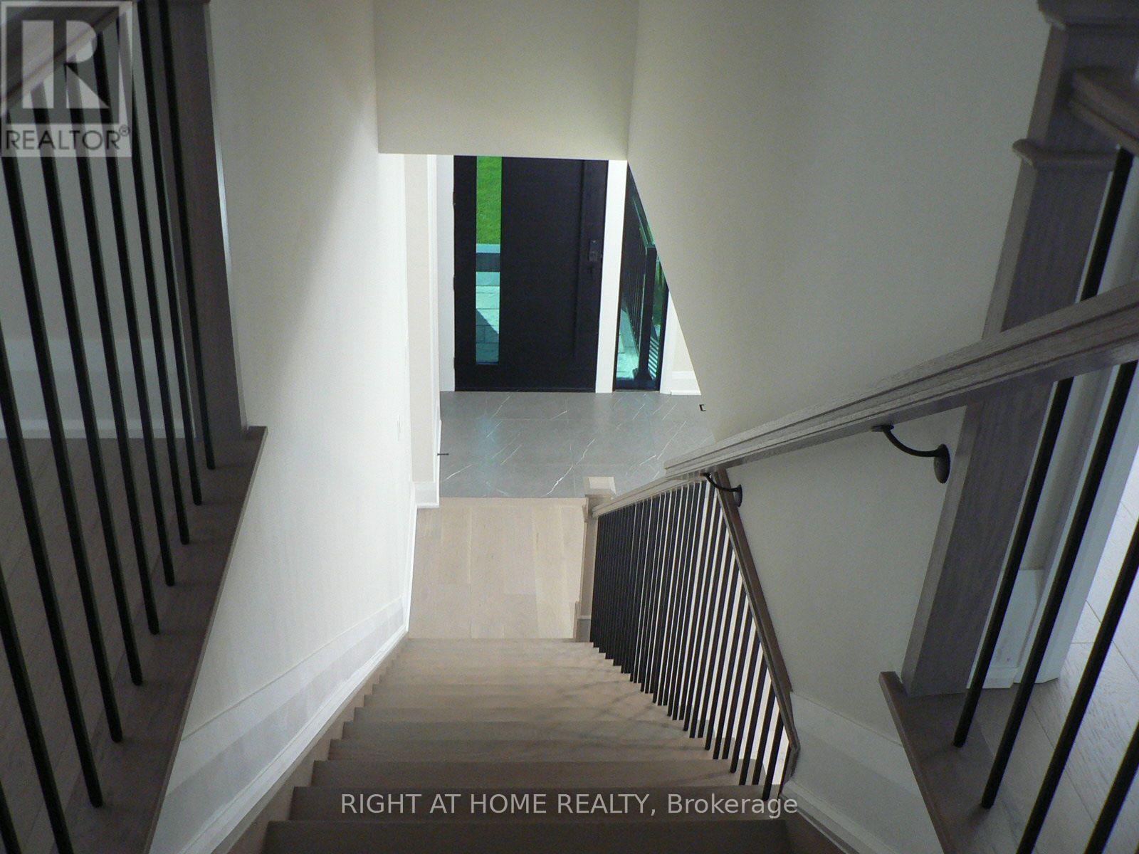 13 Bell Park Street, Ottawa, Ontario  K2S 1J1 - Photo 16 - X13819464