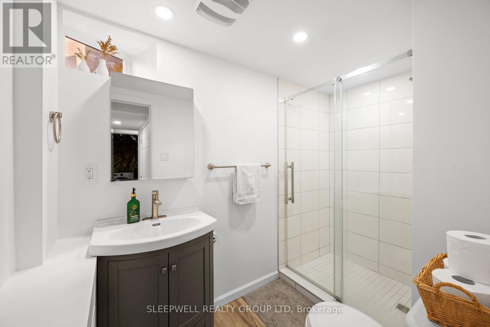 463 Cooper Street, Ottawa, Ontario  K1R 5H8 - Photo 27 - X13819554