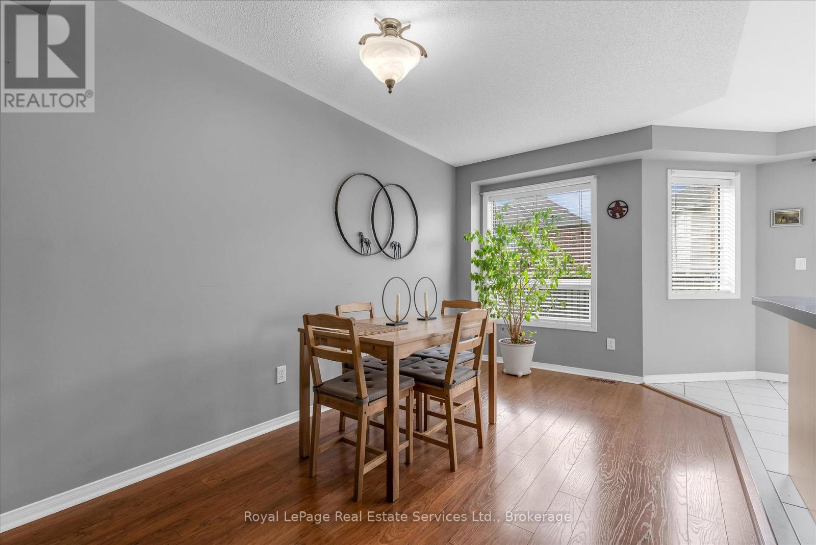 1155 Davis Lane, Milton, Ontario  L9T 5R2 - Photo 7 - W13819440