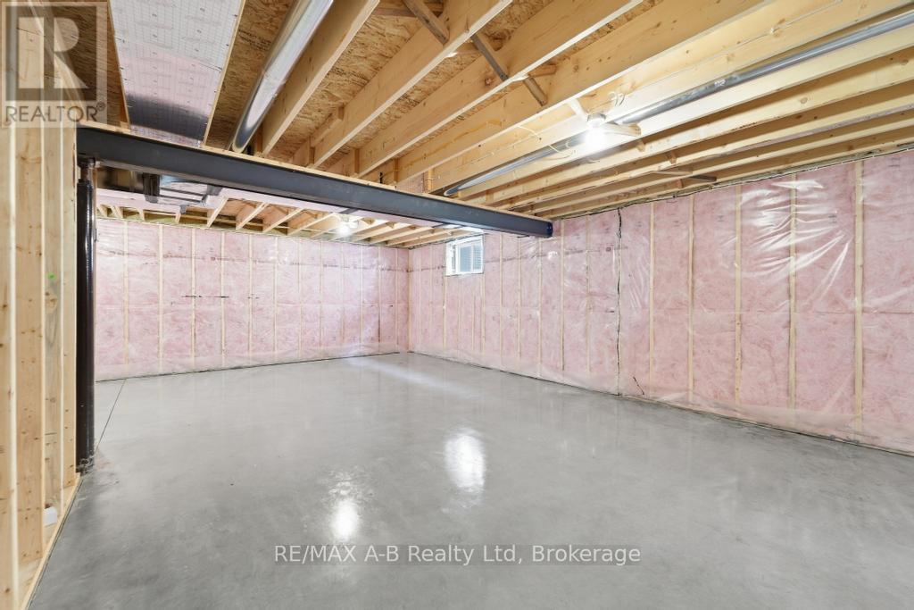 15 Orchard Drive, Stratford, Ontario  N5A 0J7 - Photo 18 - X12535762