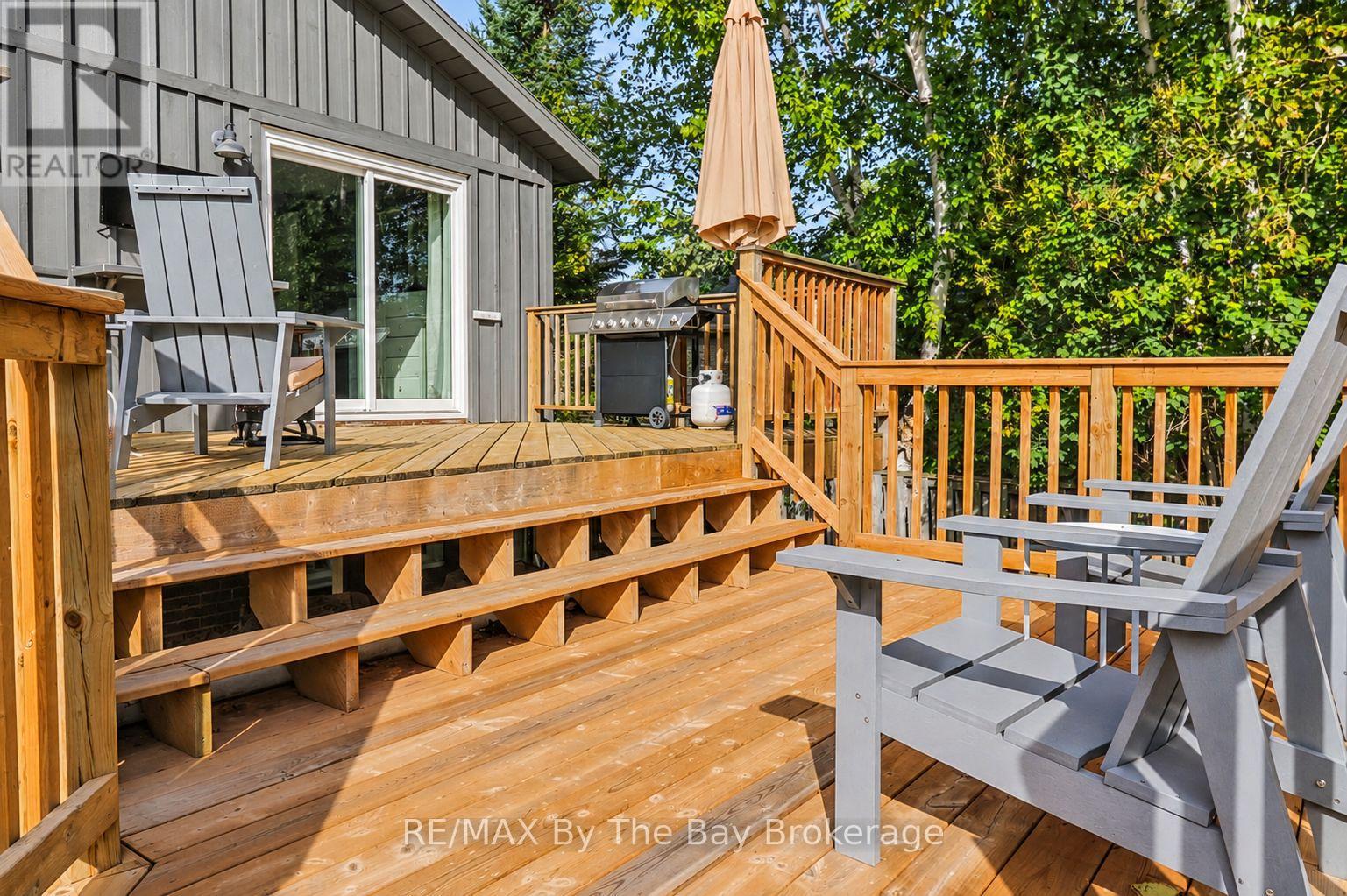 2 Red Oak Drive, Wasaga Beach, Ontario  L9Z 1J5 - Photo 21 - S13819576