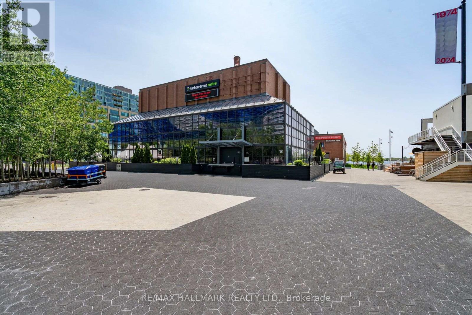 402 - 218 Queens Quay W, Toronto, Ontario  M5J 2Y6 - Photo 34 - C13819432