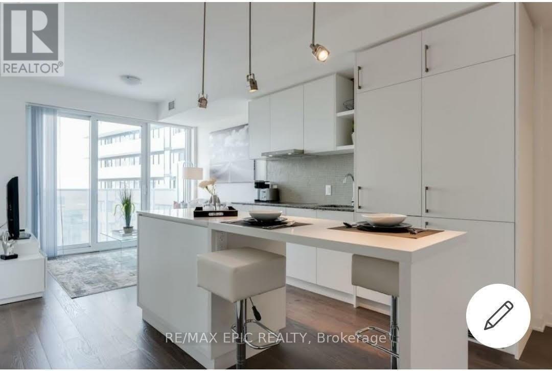 5705 - 100 Harbour Street, Toronto, Ontario M5J 0B5 - Photo 2 - C13819488