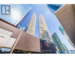 5705 - 100 HARBOUR STREET, Toronto, Ontario