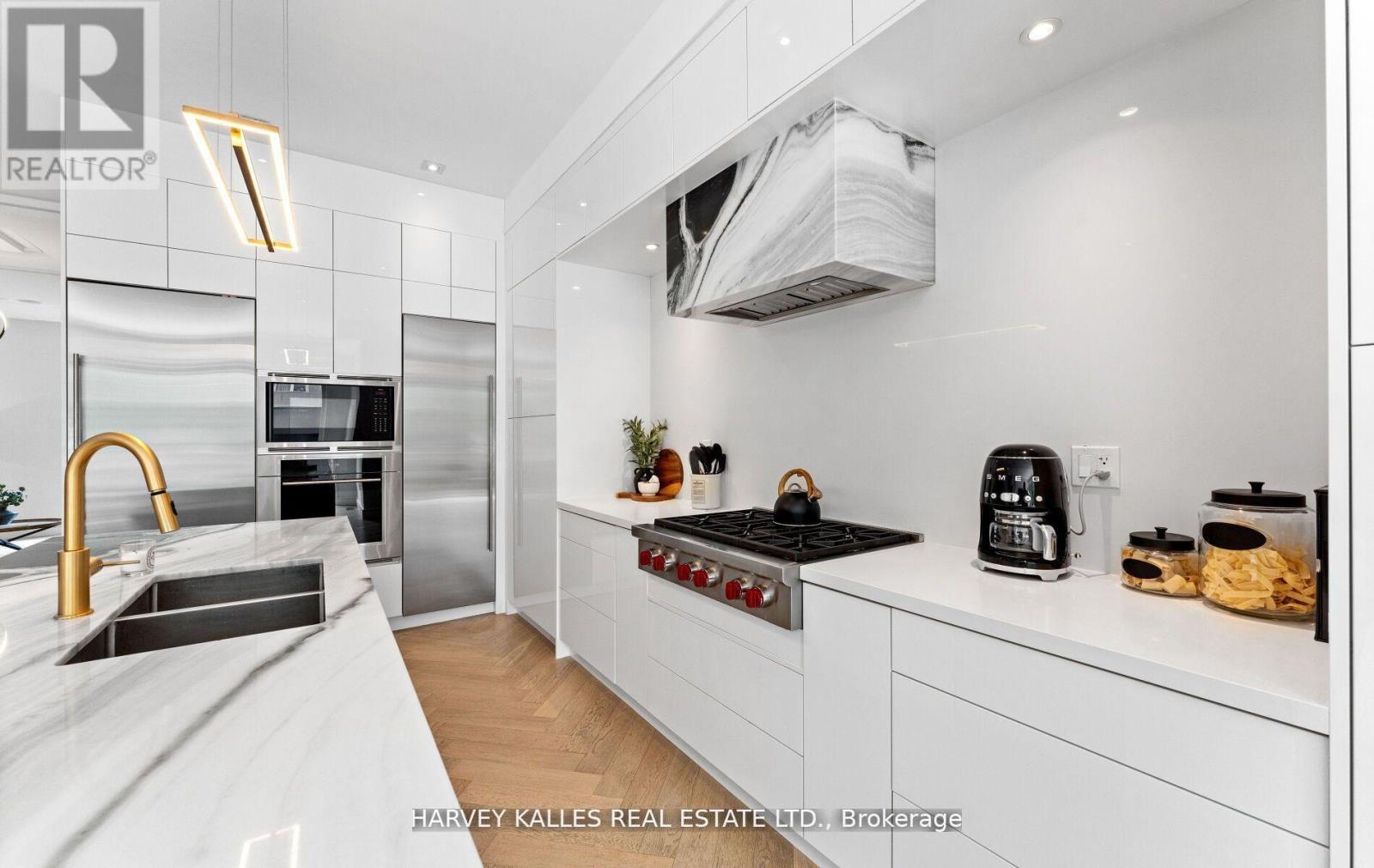31 Kilbarry Road, Toronto, Ontario  M5P 1K4 - Photo 21 - C13819600