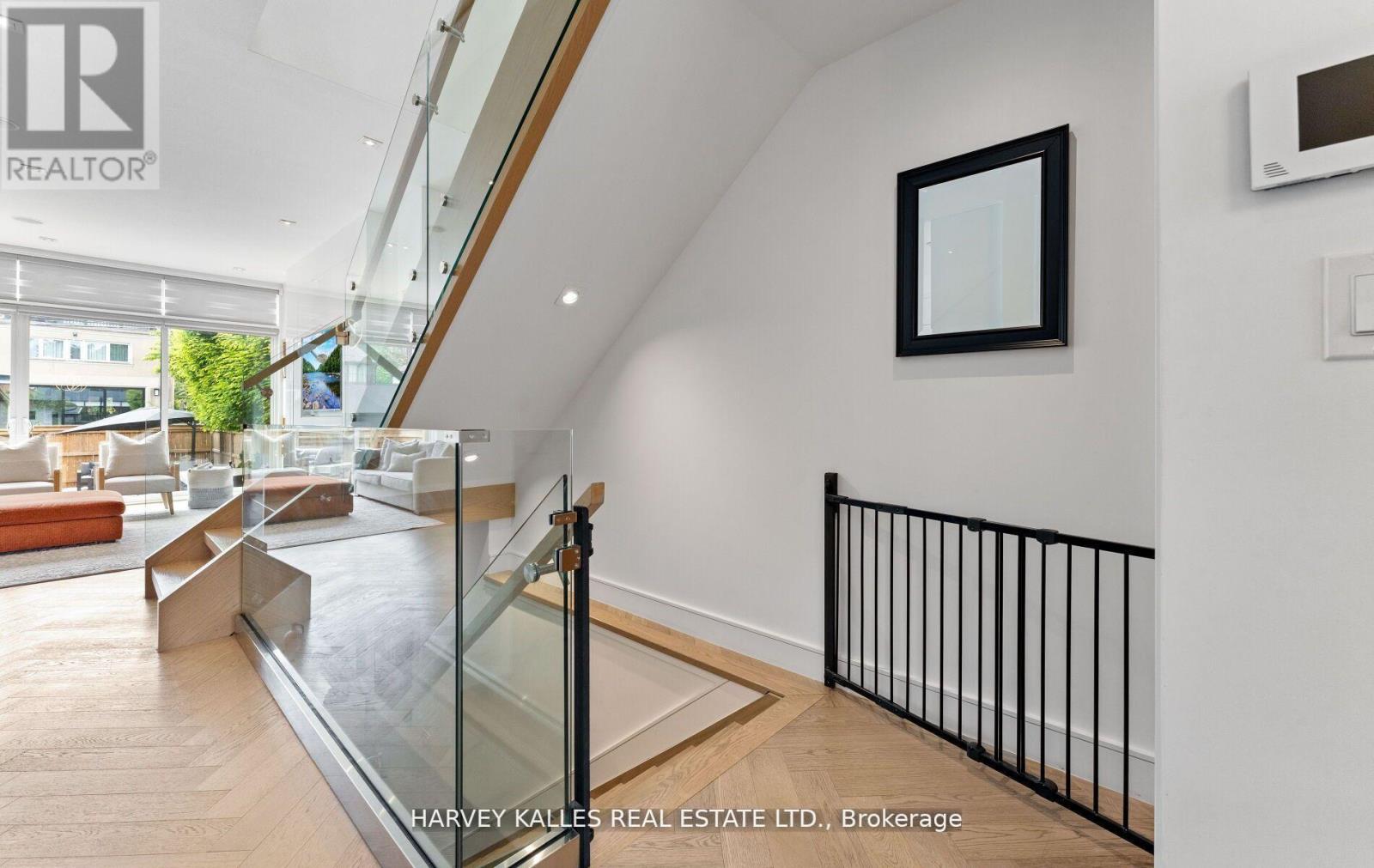 31 Kilbarry Road, Toronto, Ontario  M5P 1K4 - Photo 36 - C13819600