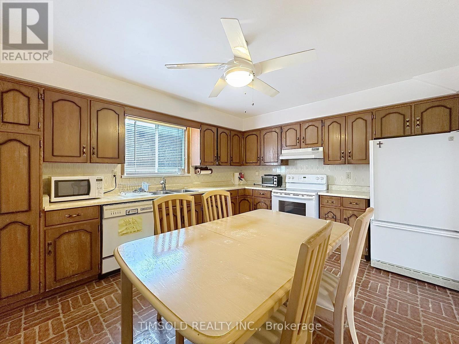 370 Ellerslie Avenue, Toronto, Ontario  M2R 1B9 - Photo 12 - C13819662