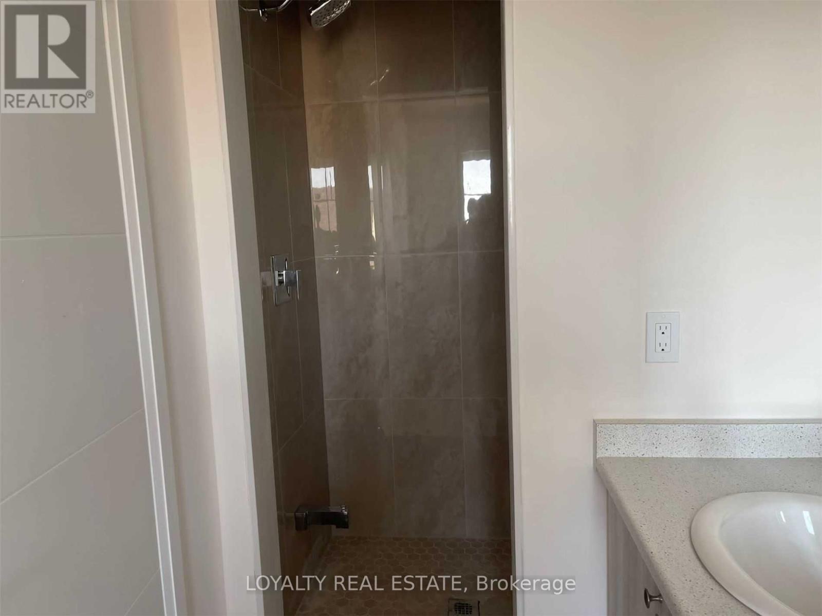 107 Bavin Street, Clarington, Ontario  L1C 7H5 - Photo 8 - E13819422