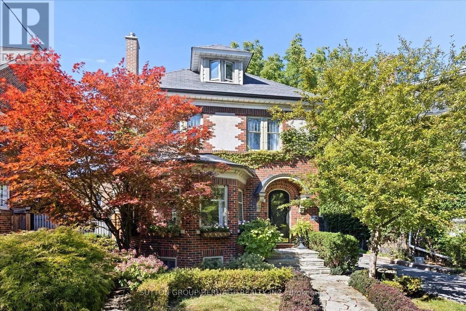 46 CONNAUGHT STREET, Oshawa, Ontario