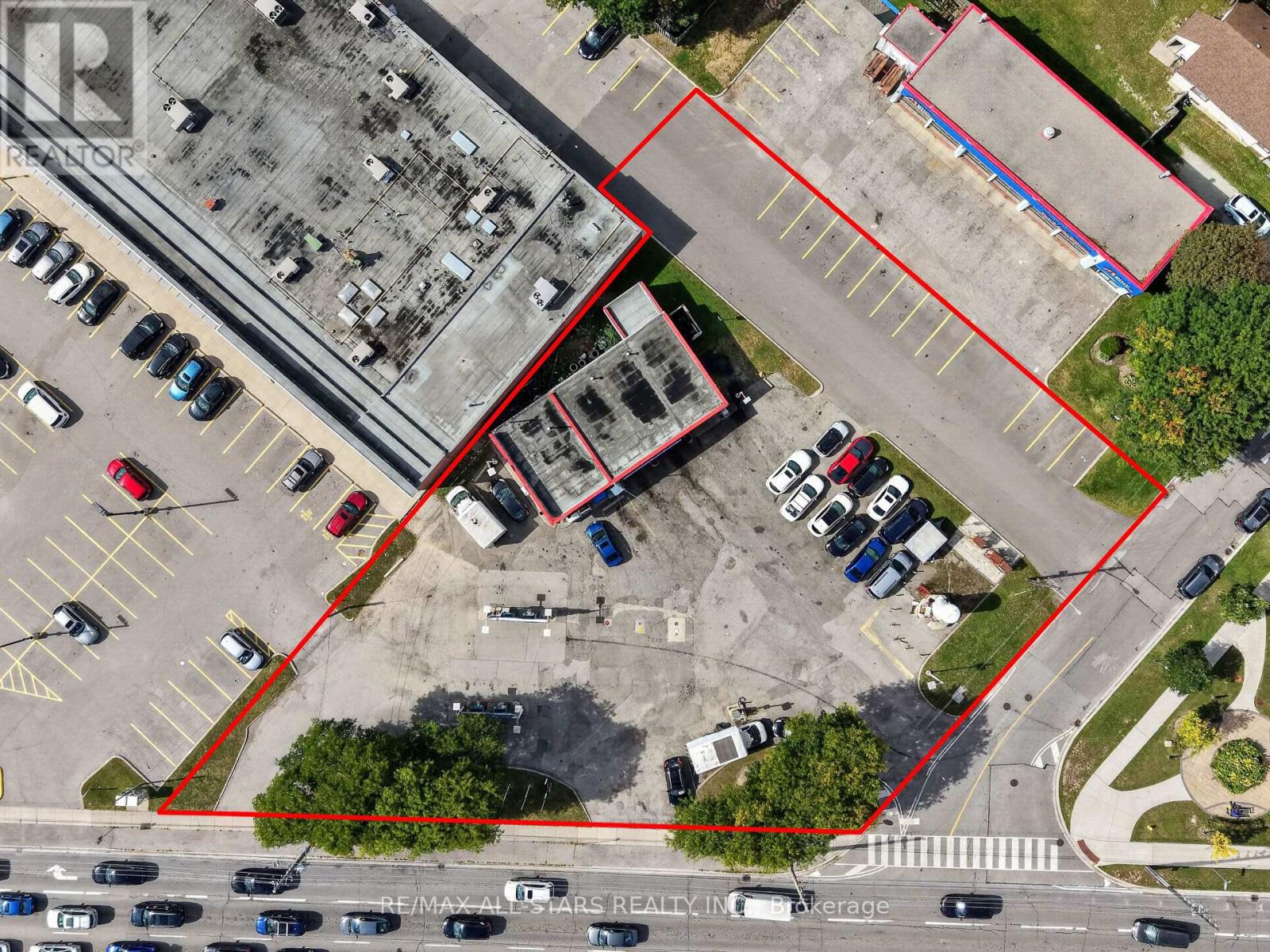 4418 Kingston Road, Toronto, Ontario  M1E 2N4 - Photo 2 - E13819480