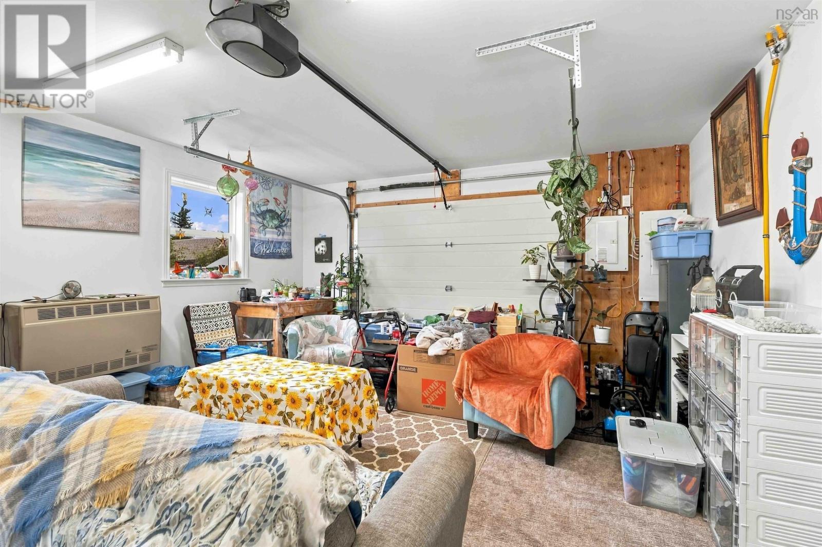 12044 Shore Road E photo 37
