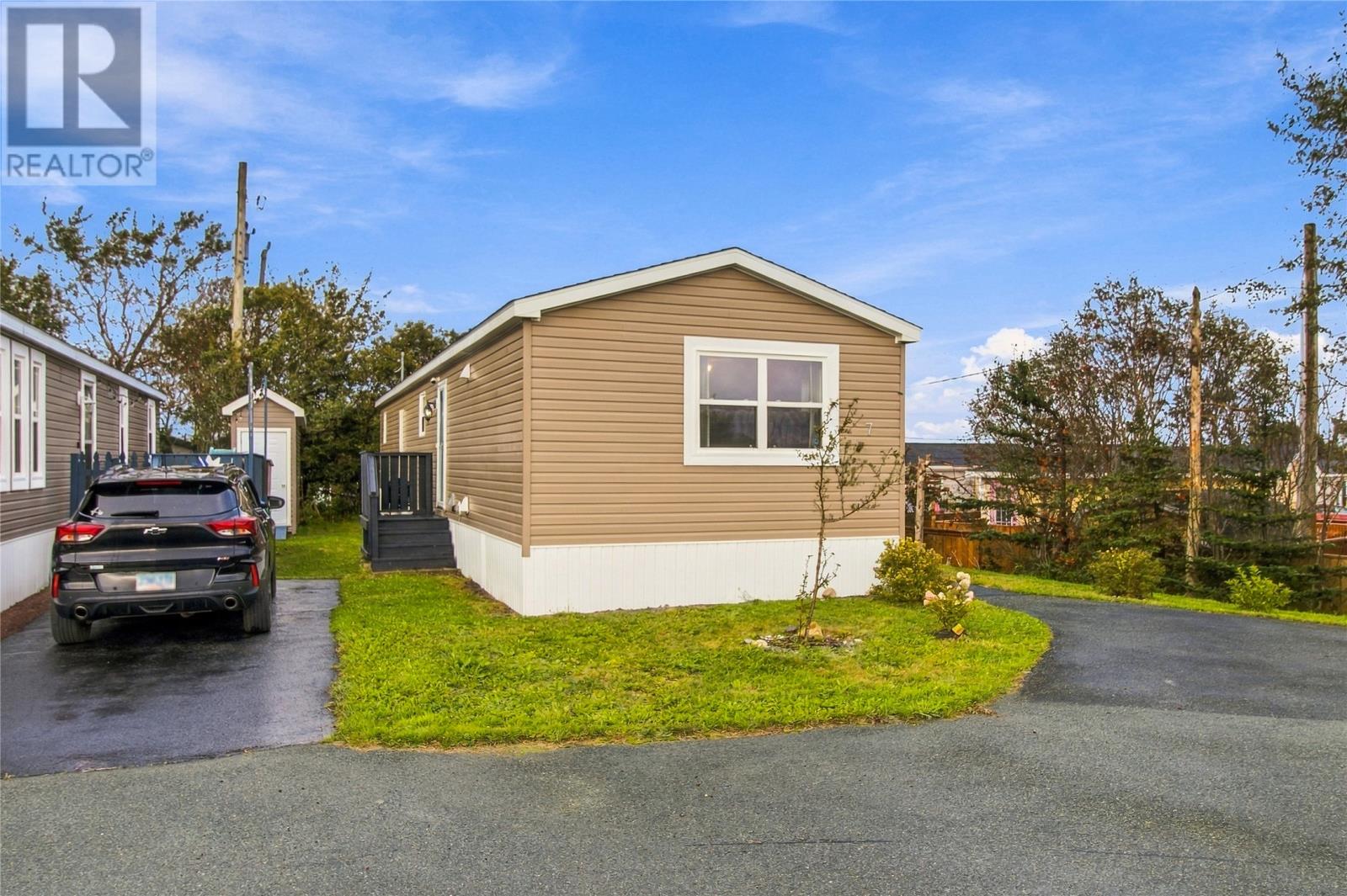 7 Rhaye Place, St. John's — photo 3