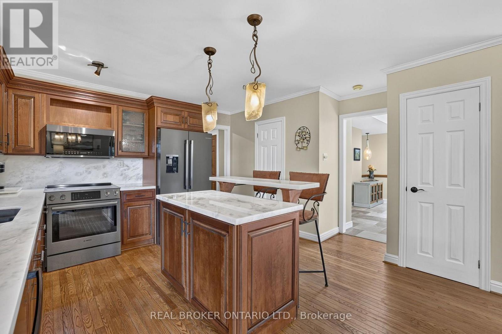 20417 Centre Street, East Gwillimbury, Ontario  L0G 1M0 - Photo 16 - N13819556