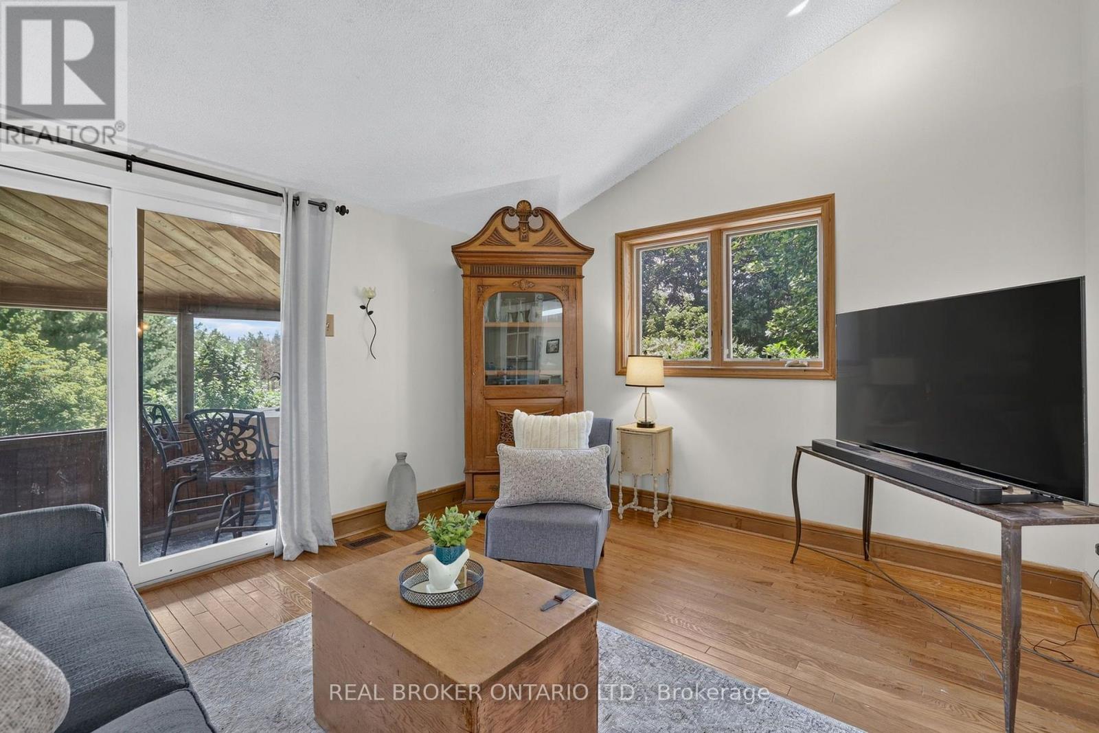 20417 Centre Street, East Gwillimbury, Ontario  L0G 1M0 - Photo 18 - N13819556