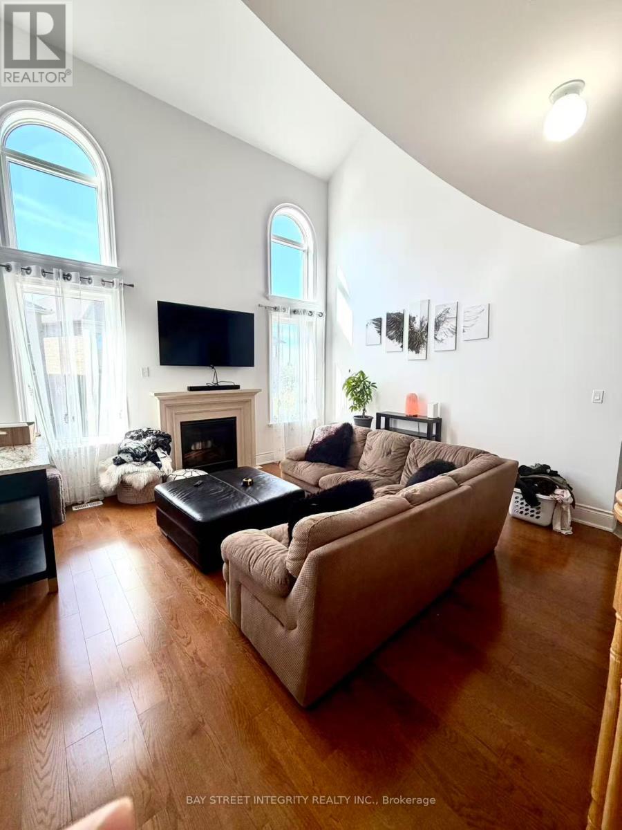 Main - 60 Caria Court, Vaughan, Ontario L4H 4G5 - Photo 5 - N13819684