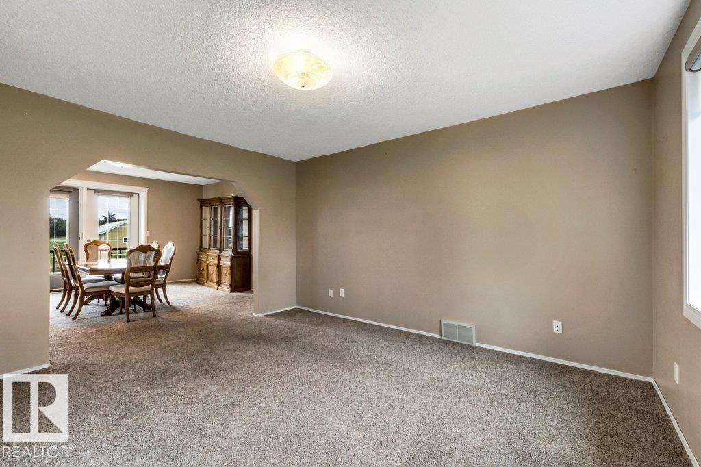 27110 Twp Rd 513, Rural Parkland County, Alberta  T7Y 1H1 - Photo 15 - E4484996