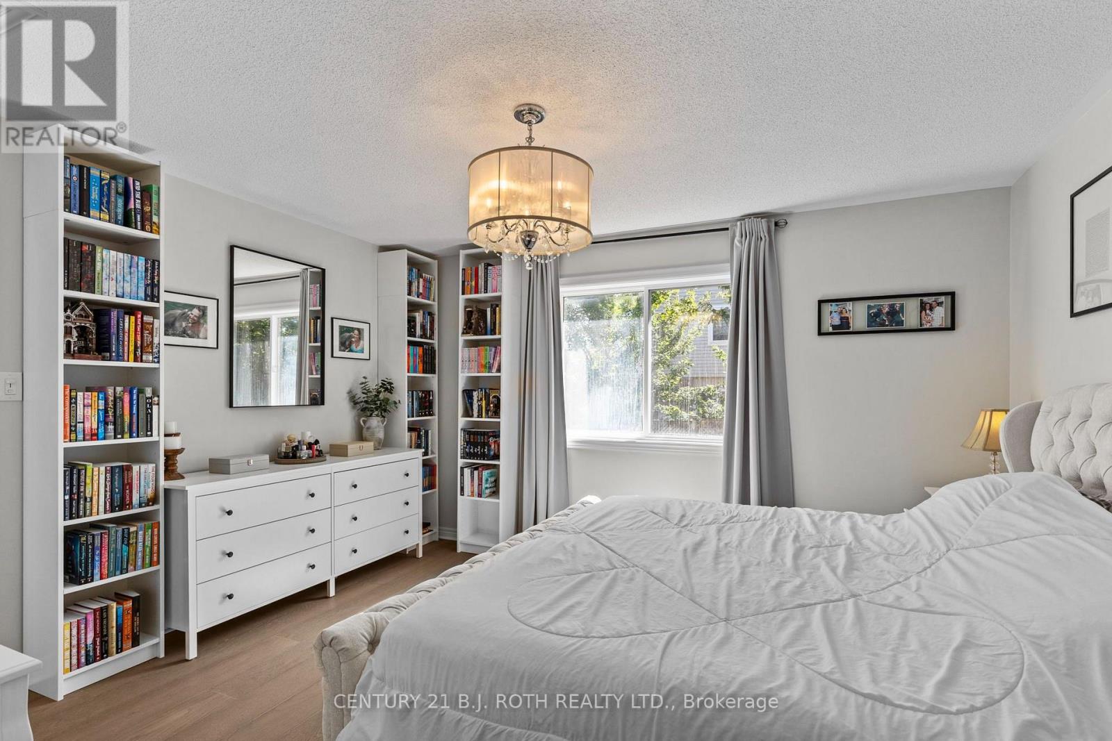 25 Cranberry Lane, Barrie (Holly), Ontario  L4N 0Z1 - Photo 14 - S13819612