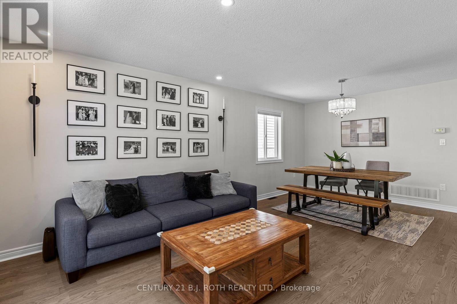 25 Cranberry Lane, Barrie (Holly), Ontario  L4N 0Z1 - Photo 8 - S13819612