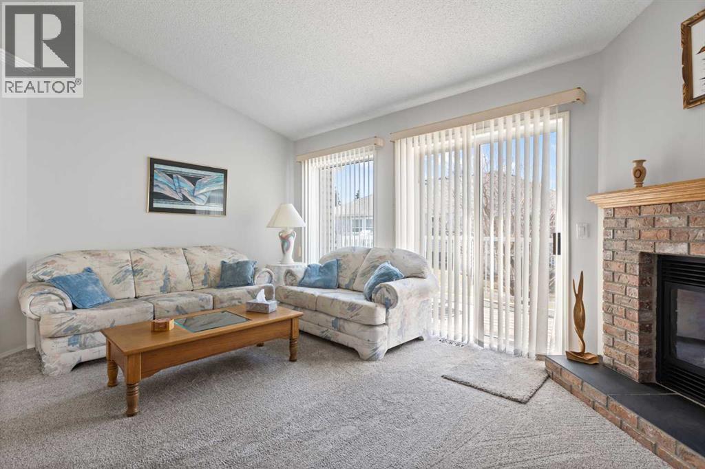 303 De Foras Close NW, High River, Alberta T1V 1R2 - Photo 8 - A2343221