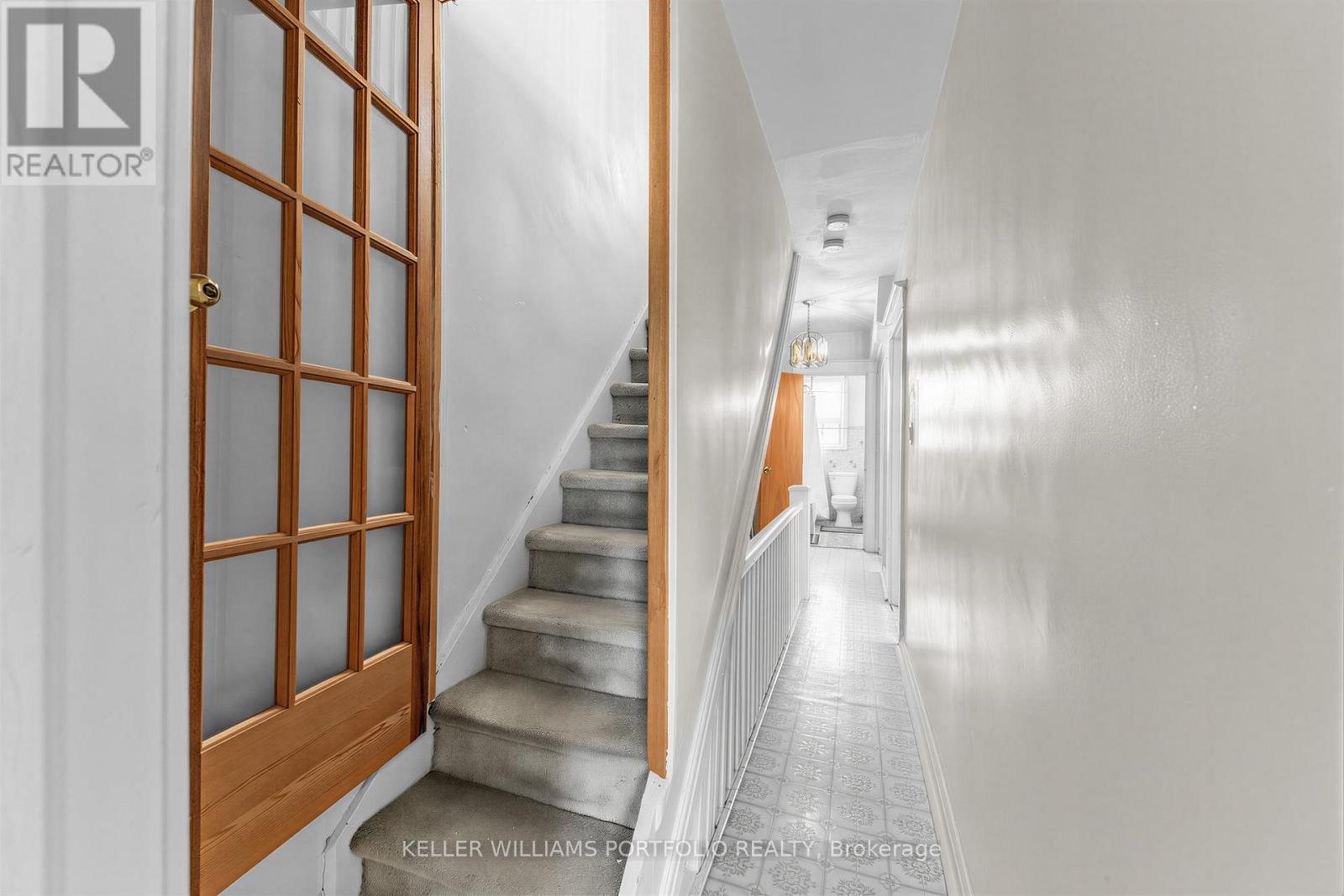 207 Symington Avenue, Toronto, Ontario  M6P 3W5 - Photo 13 - W13819546