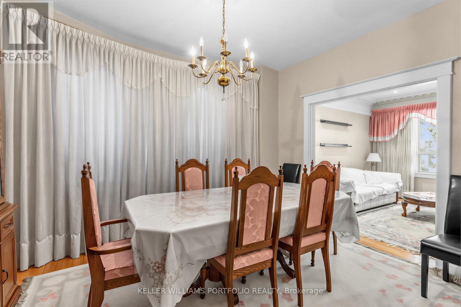 207 Symington Avenue, Toronto, Ontario  M6P 3W5 - Photo 21 - W13819546