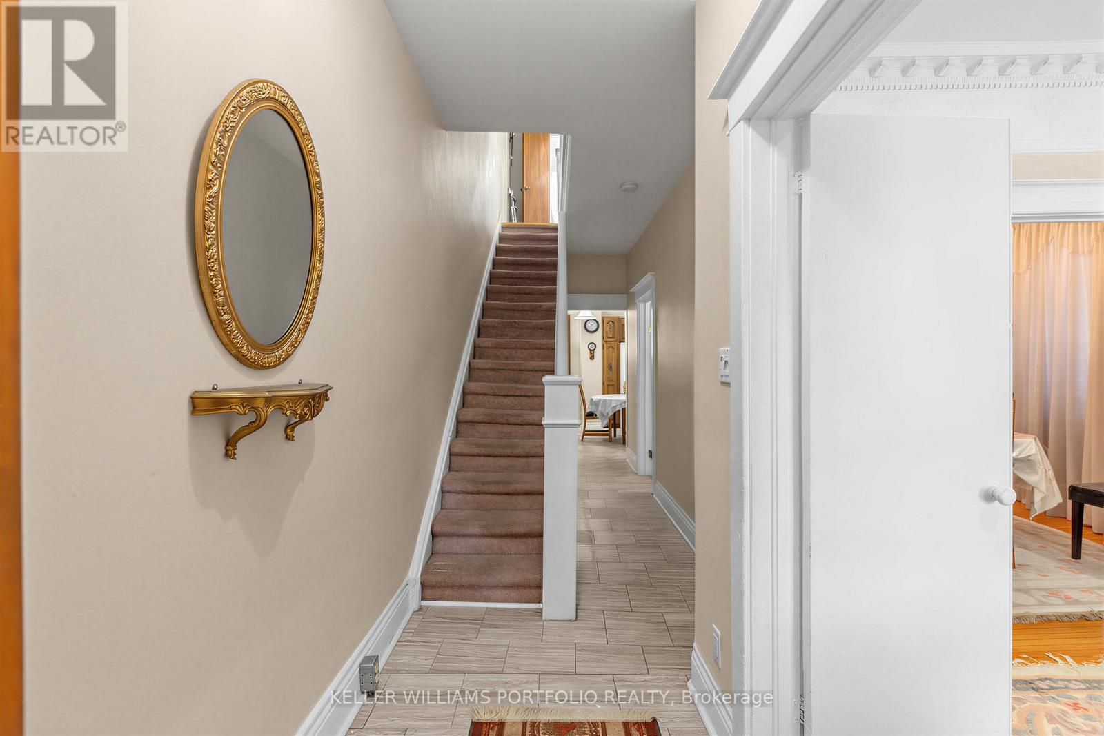 207 Symington Avenue, Toronto, Ontario  M6P 3W5 - Photo 25 - W13819546